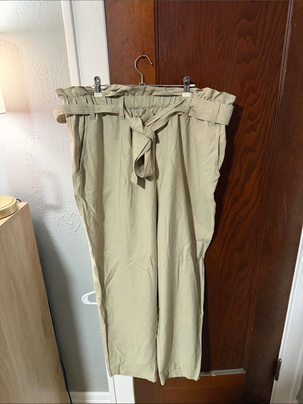 Women’s High-Waist Paperbag Tie-Waist Pants - Beige